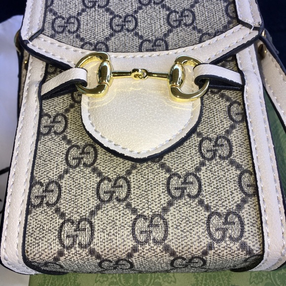 NWT Over the shoulder bag - Picture 2 of 6